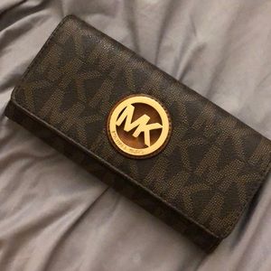Michael Kors wallet